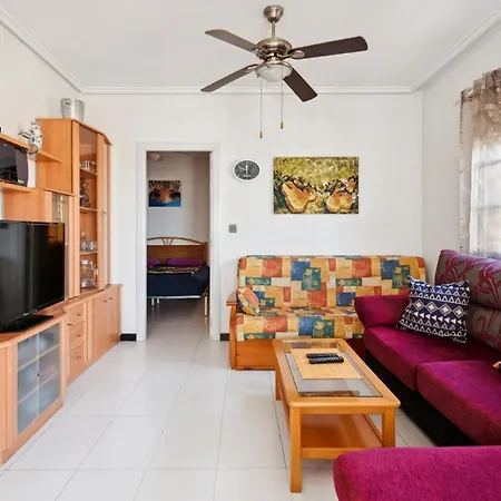 Fuentes Mit Innenhof, Altos Holiday home Torrevieja