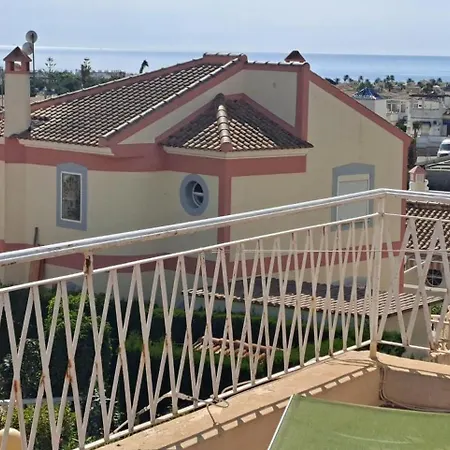 Fuentes Mit Innenhof, Altos Holiday home