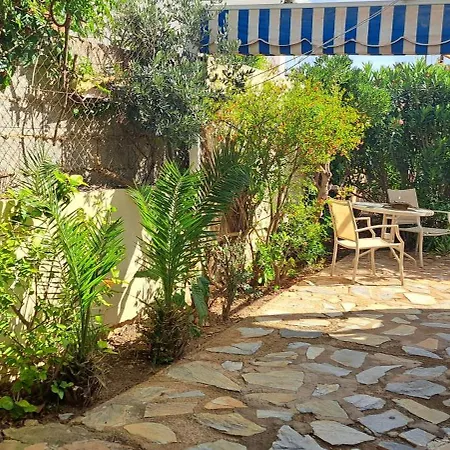 Fuentes Mit Innenhof, Altos Ferienhaus *